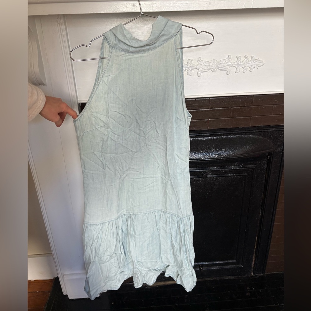 Banana Republic Sleeveless Pale denim dress